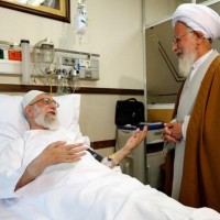 عيادة العلماء والشخصيات للإمام الخامنئي حفظه الله في المستشفى